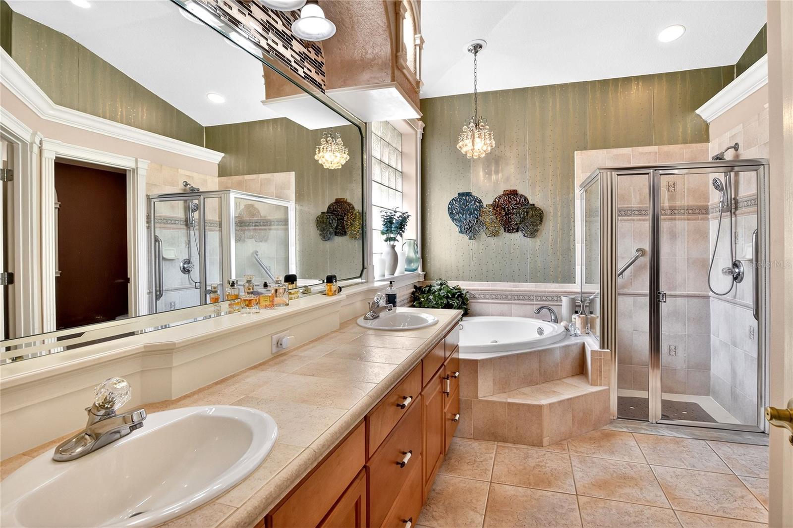 212 GOLF AIRE BLVD, WINTER HAVEN, FL, 33884