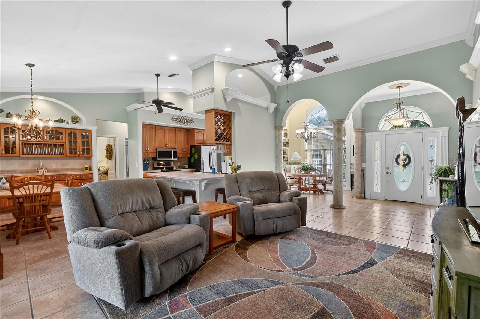 212 GOLF AIRE BLVD, WINTER HAVEN, FL, 33884