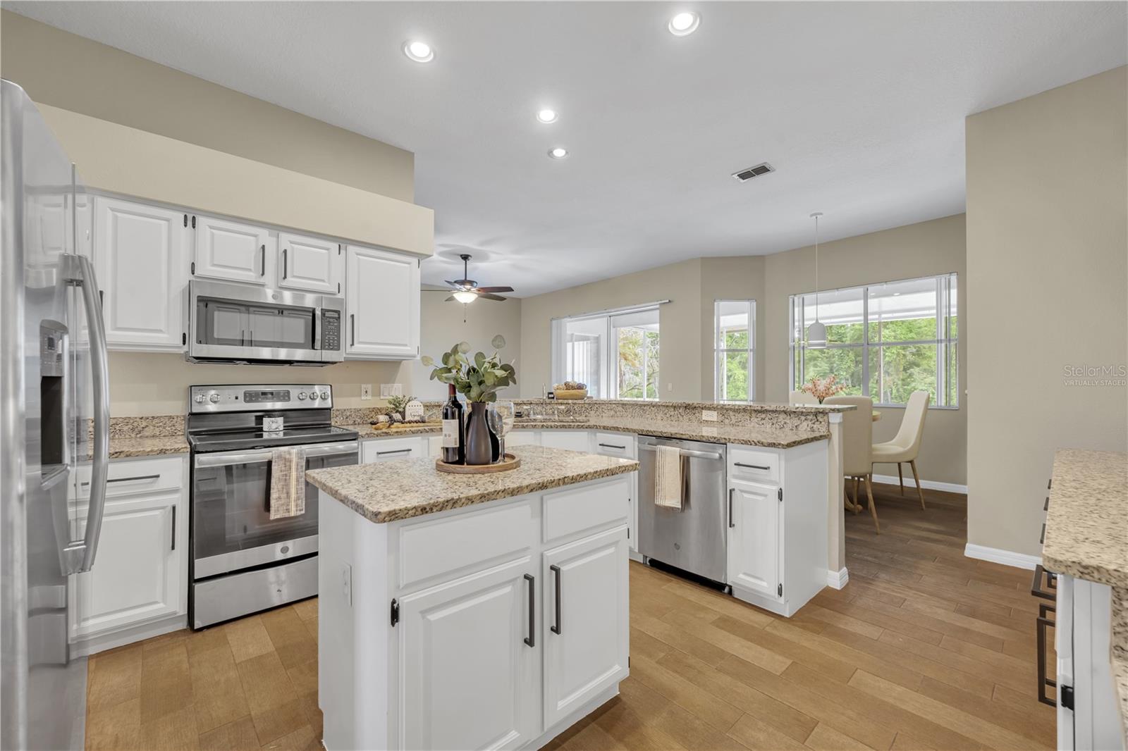 13568 DORNOCH DR, ORLANDO, FL, 32828