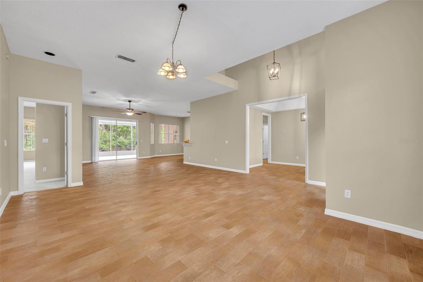 13568 DORNOCH DR, ORLANDO, FL, 32828