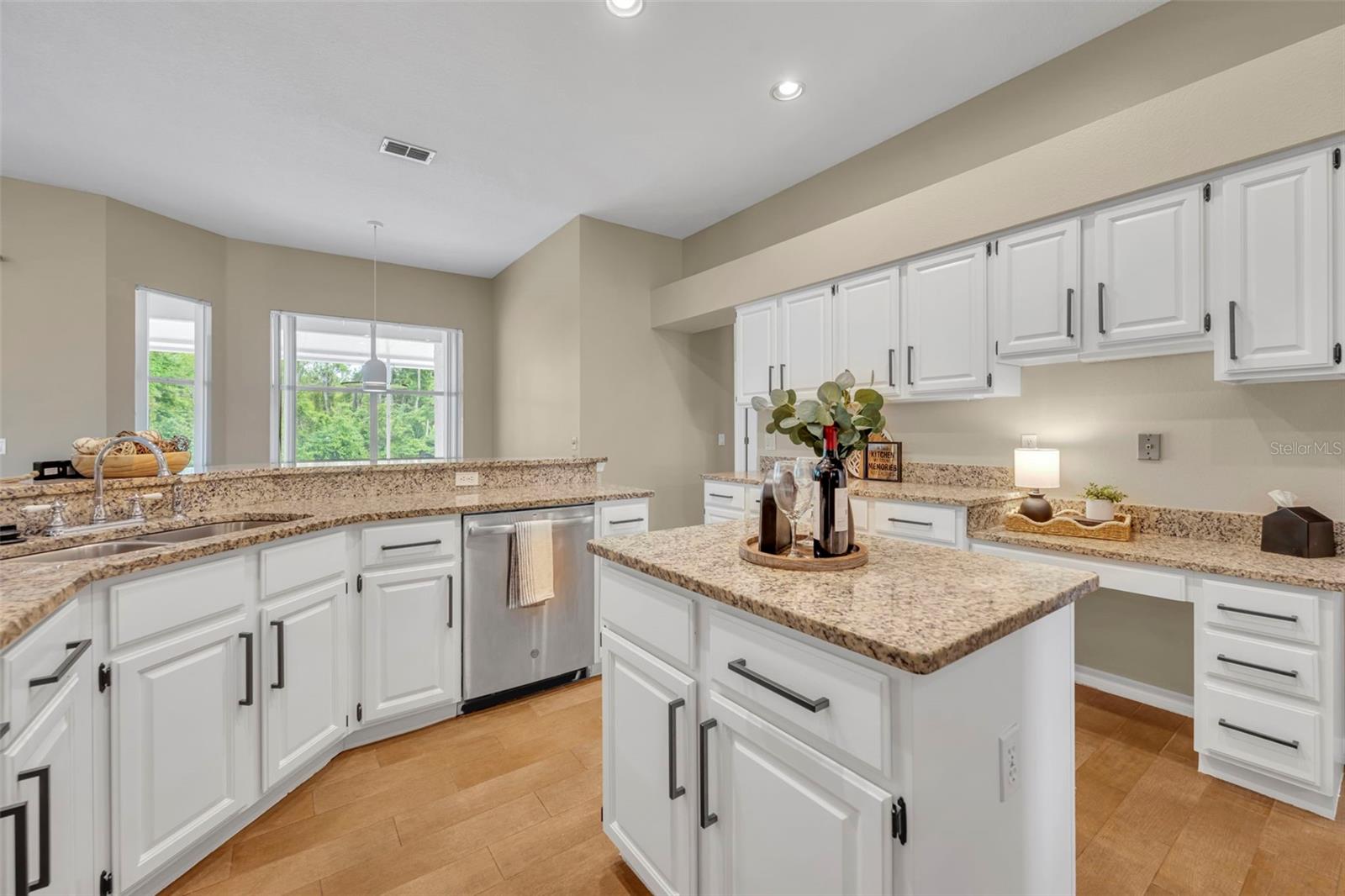 13568 DORNOCH DR, ORLANDO, FL, 32828