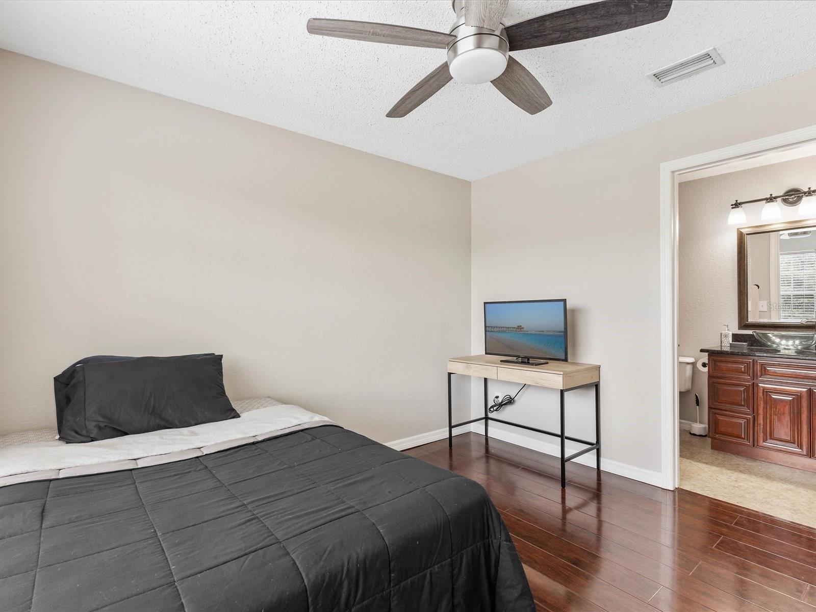 2550 N ALAFAYA TRL #9201, ORLANDO, FL, 32826