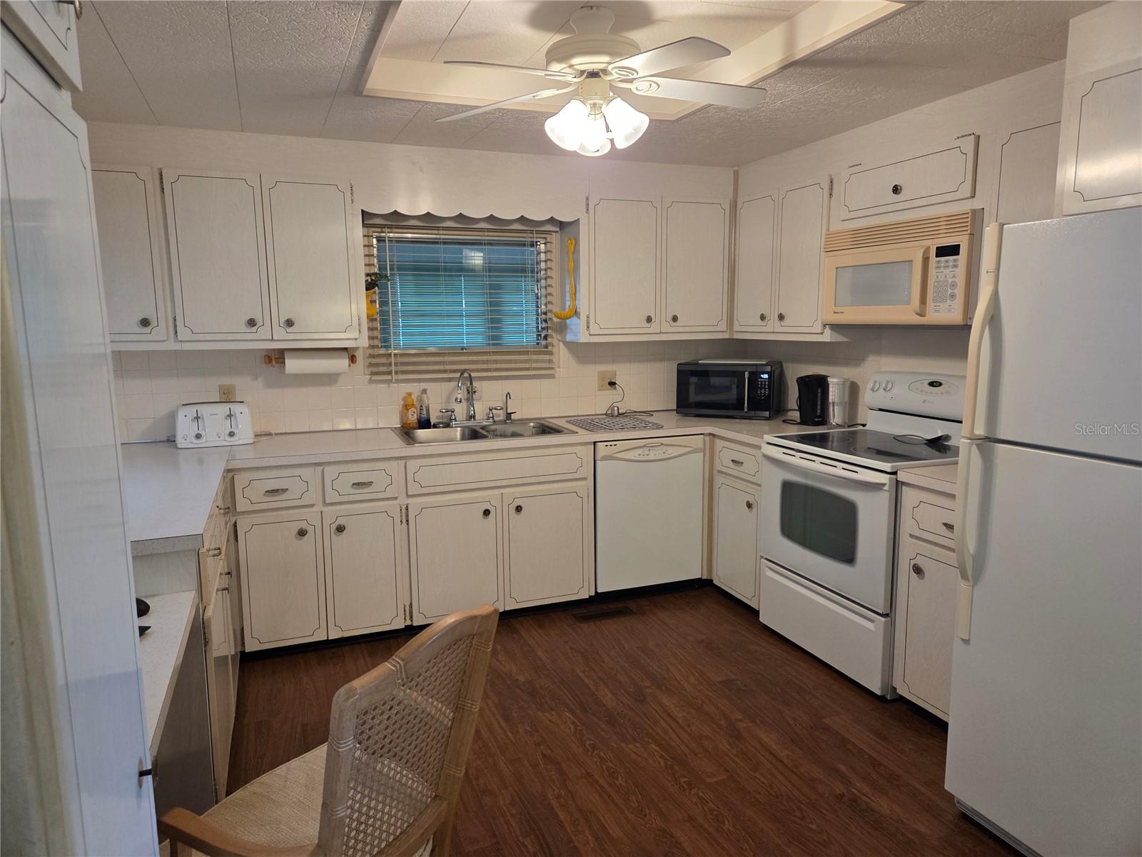 9900 ULMERTON RD #13, LARGO, FL, 33771