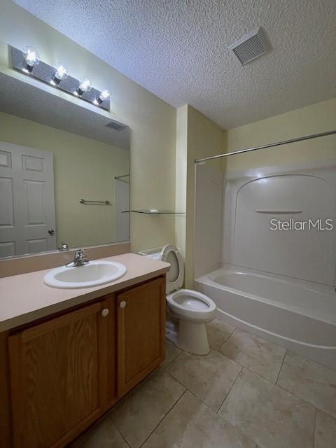 2744 COLLINGTON DR, THE VILLAGES, FL, 32162