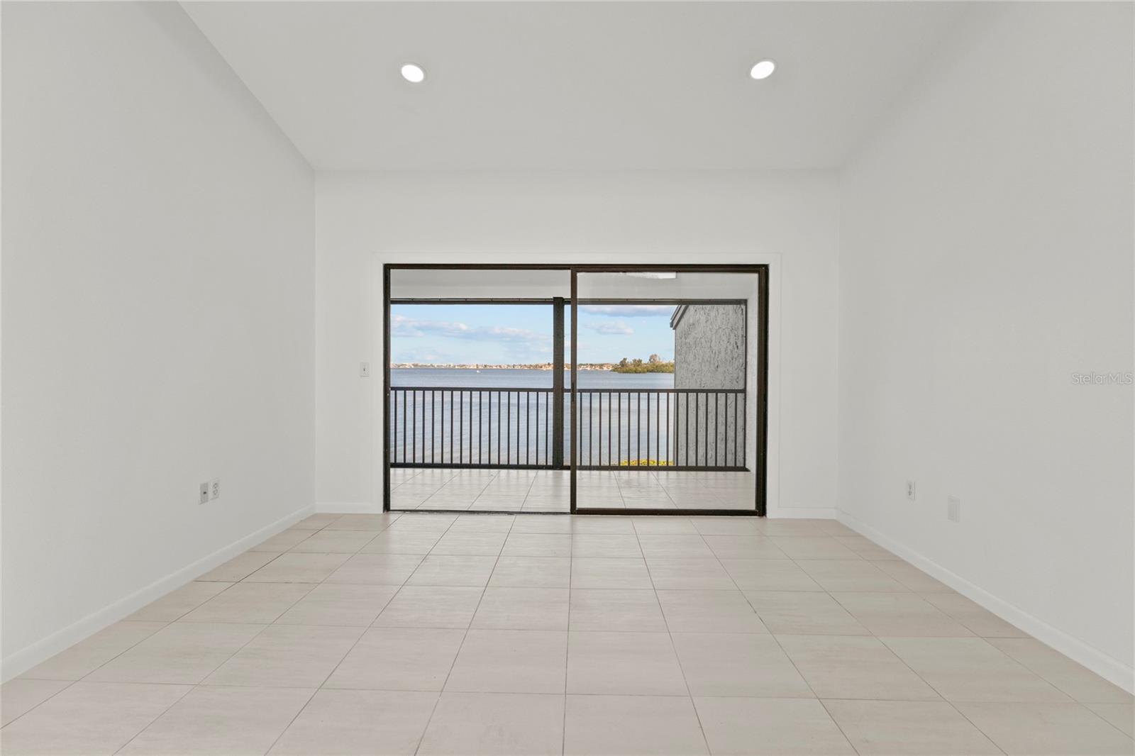 1511 PELICAN POINT DR #279, SARASOTA, FL, 34231