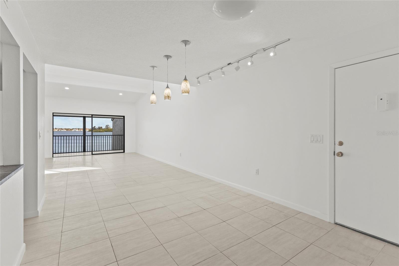 1511 PELICAN POINT DR #279, SARASOTA, FL, 34231