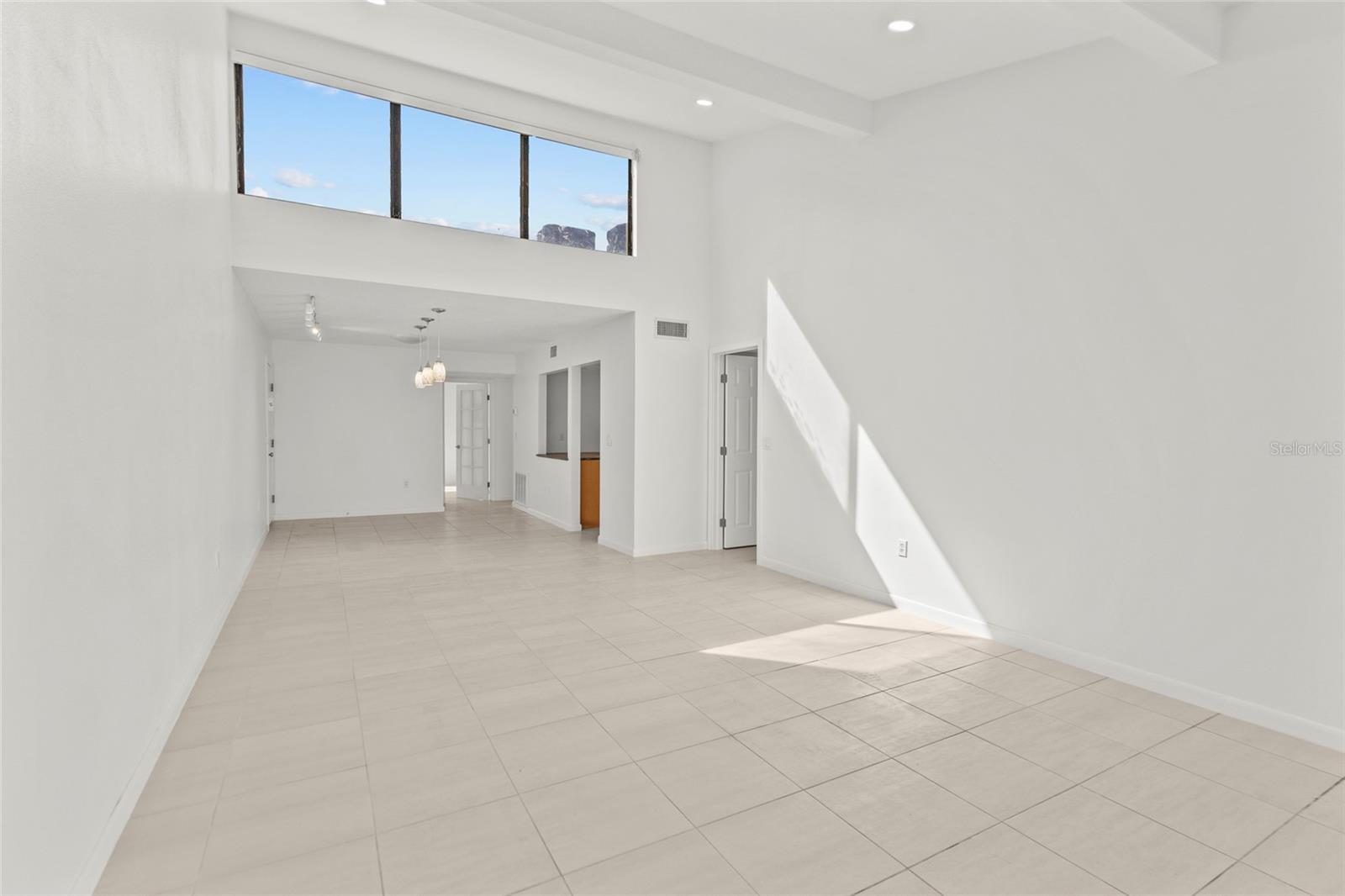 1511 PELICAN POINT DR #279, SARASOTA, FL, 34231