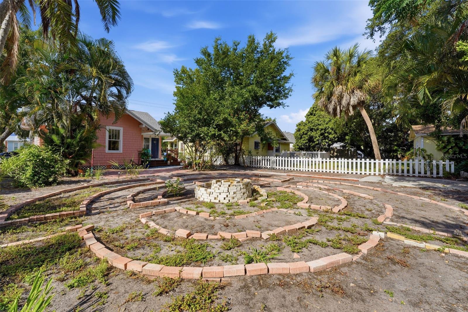 2330 7TH AVE W, BRADENTON, FL, 34205