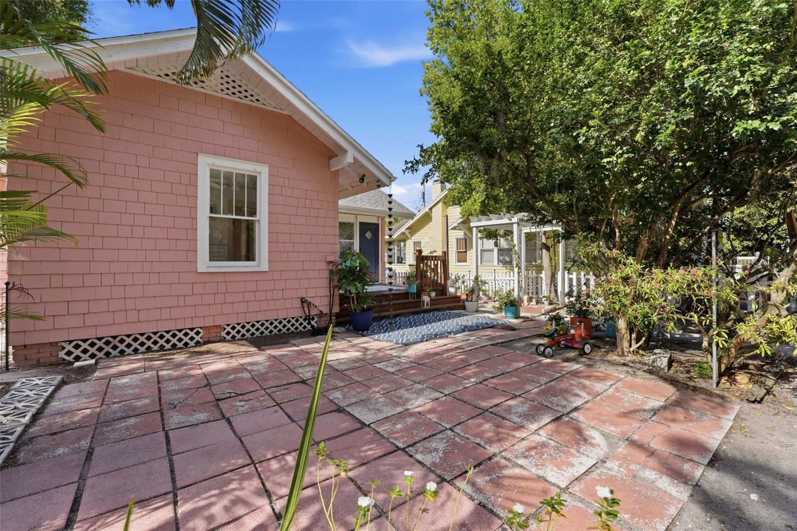 2330 7TH AVE W, BRADENTON, FL, 34205