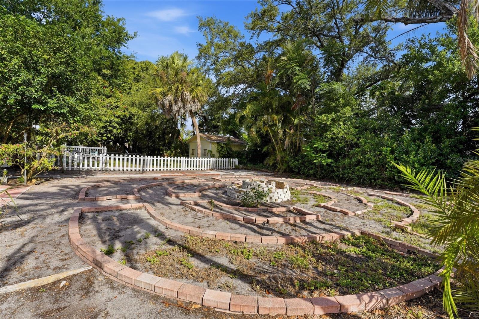 2330 7TH AVE W, BRADENTON, FL, 34205
