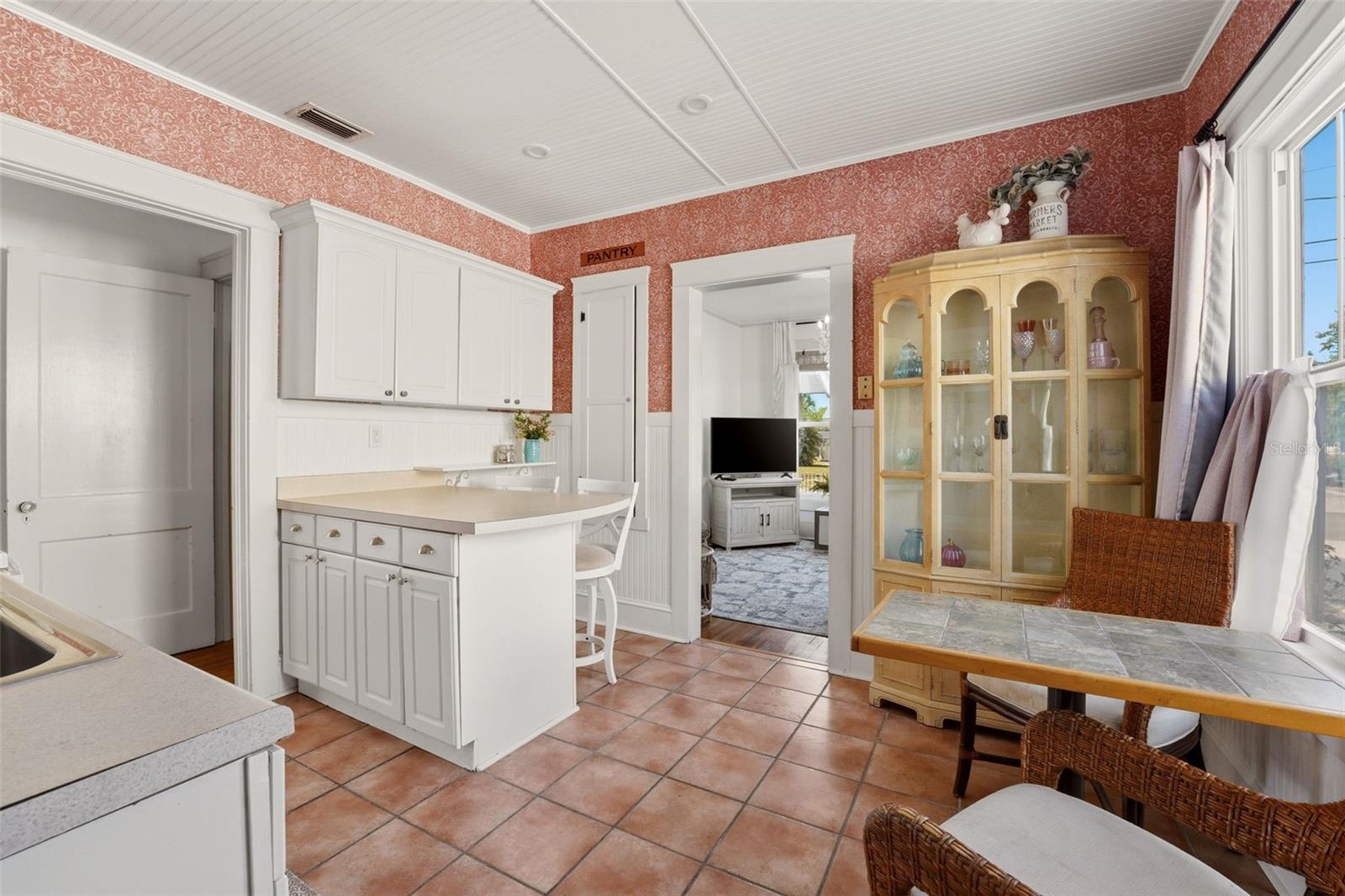 2330 7TH AVE W, BRADENTON, FL, 34205
