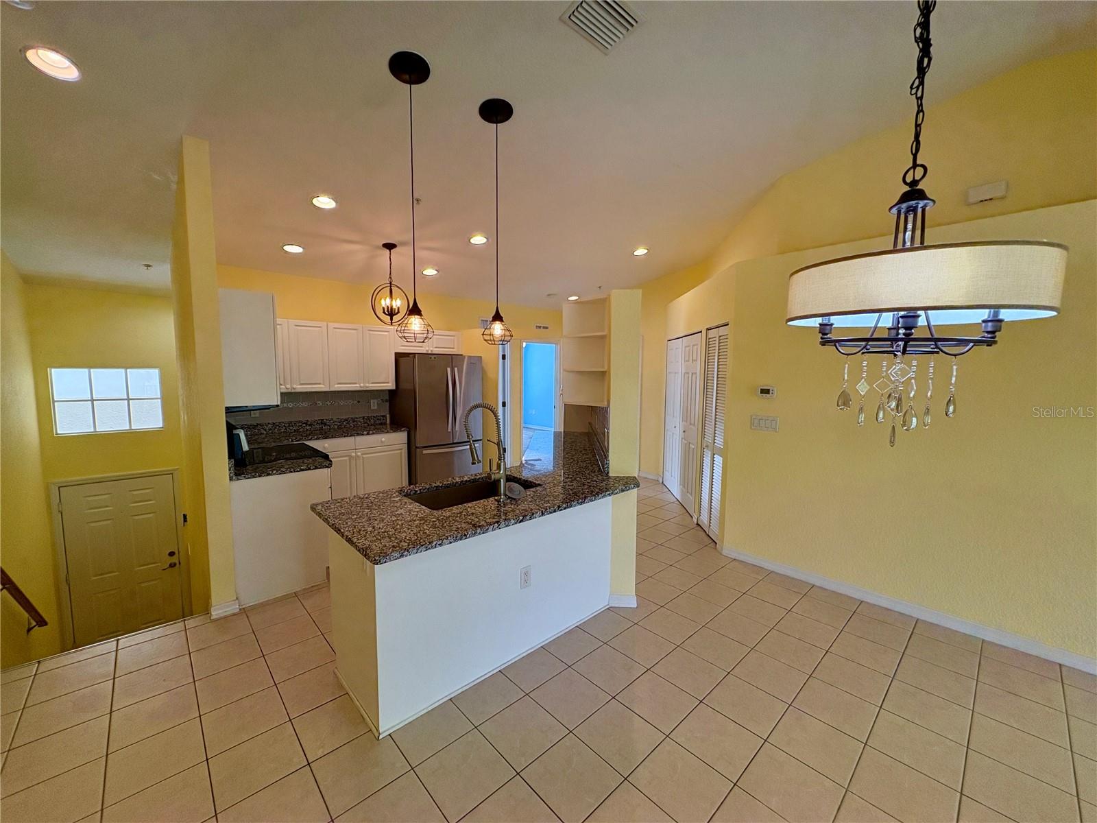 6421 BAY CEDAR LN, BRADENTON, FL, 34203