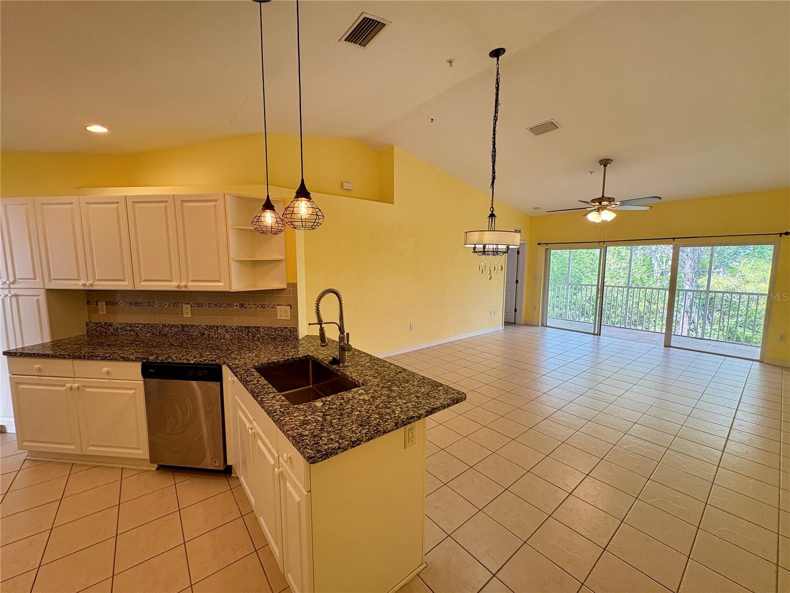 6421 BAY CEDAR LN, BRADENTON, FL, 34203