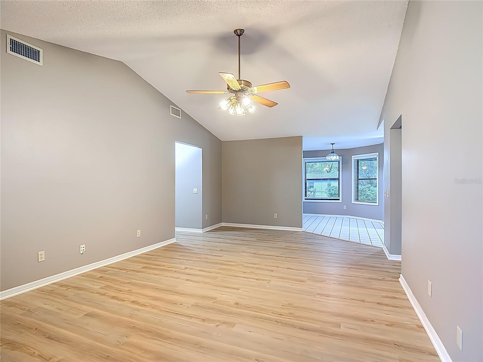 109 SOUTH CT, AUBURNDALE, FL, 33823