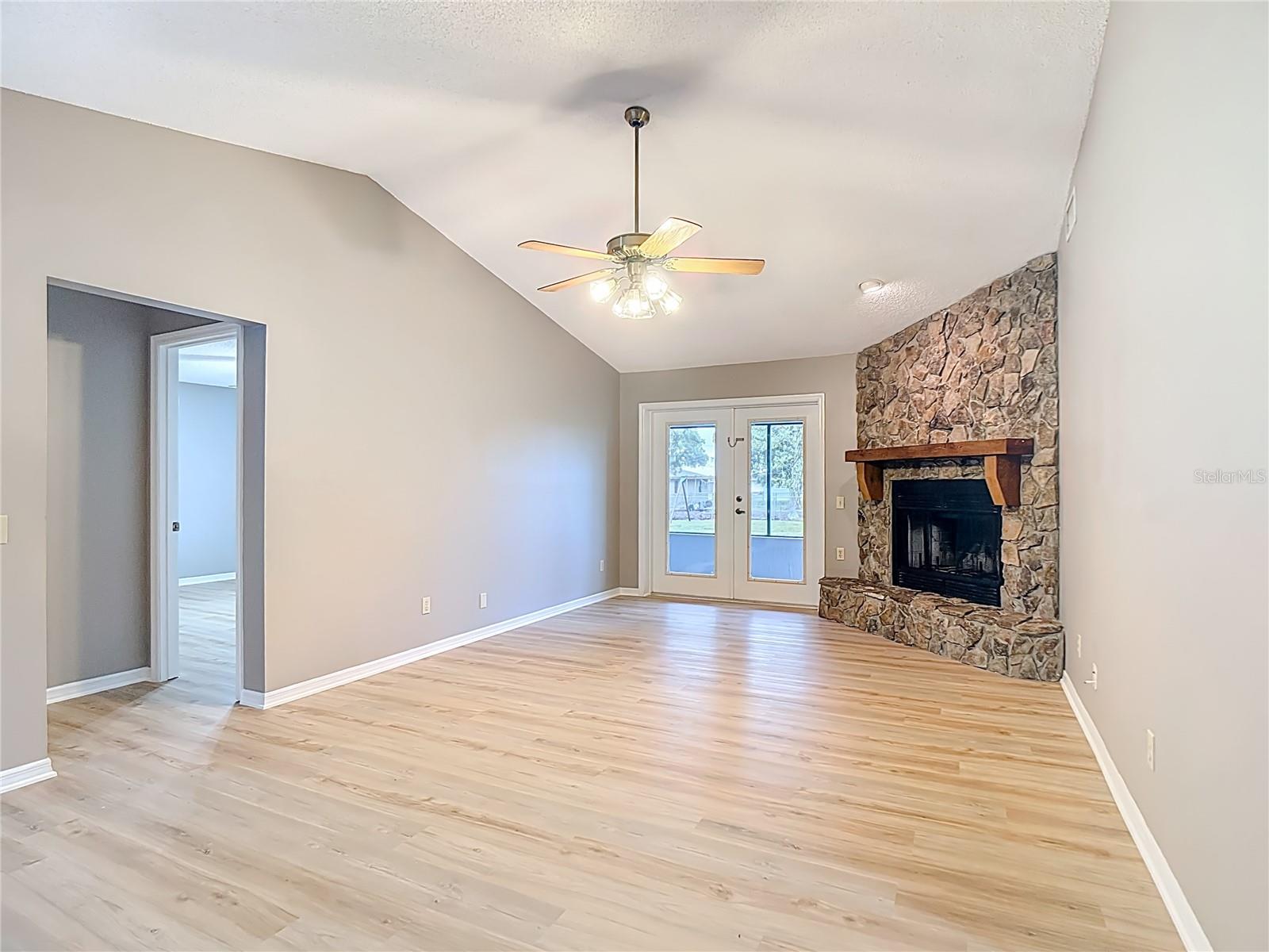 109 SOUTH CT, AUBURNDALE, FL, 33823