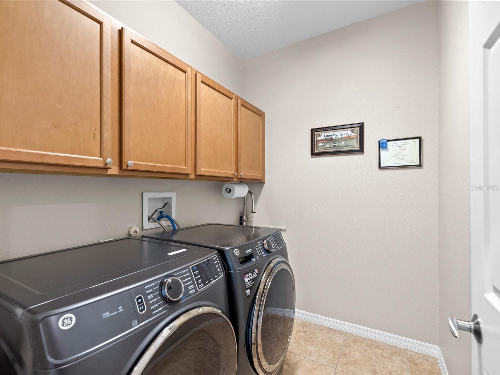 2126 PARROT FISH DR, HOLIDAY, FL, 34691