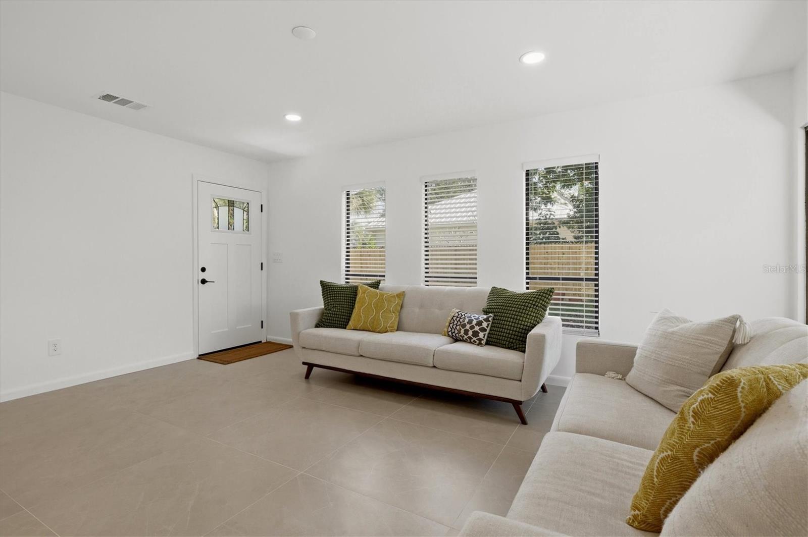 3663 EGERTON CIR, SARASOTA, FL, 34233