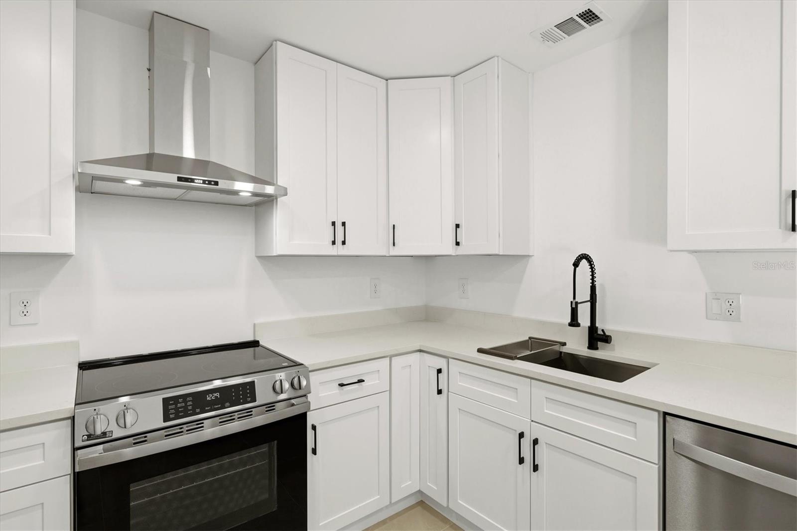 3663 EGERTON CIR, SARASOTA, FL, 34233