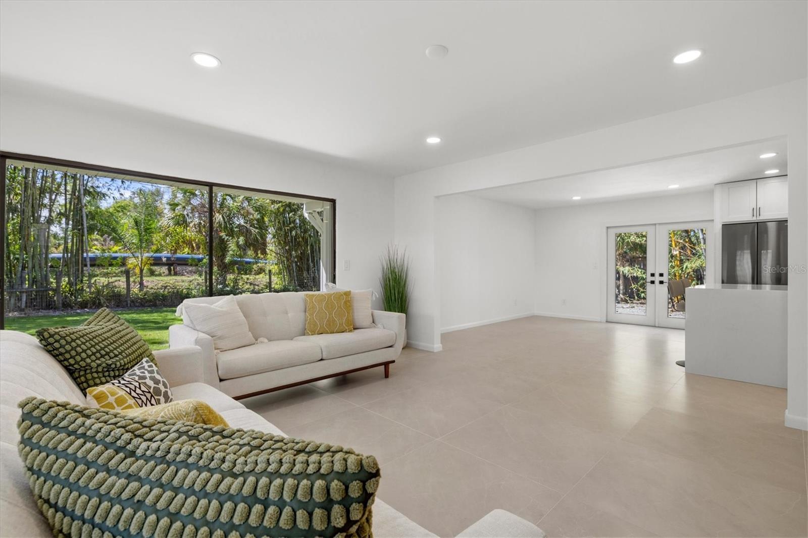 3663 EGERTON CIR, SARASOTA, FL, 34233