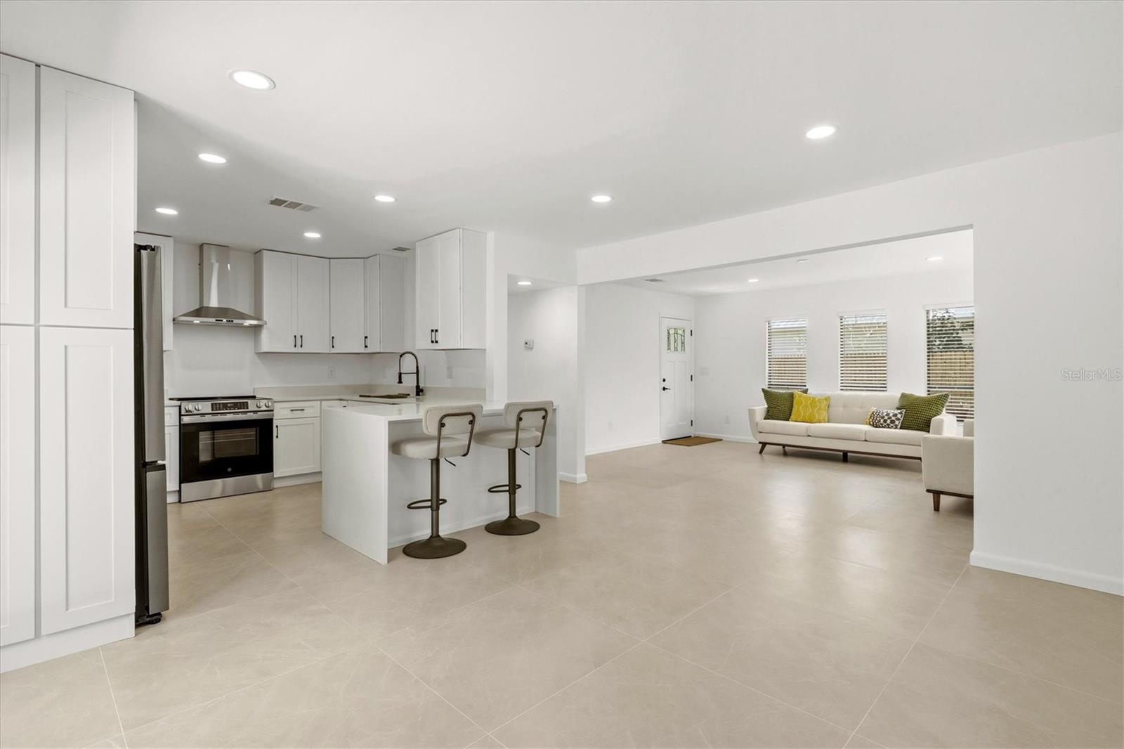 3663 EGERTON CIR, SARASOTA, FL, 34233