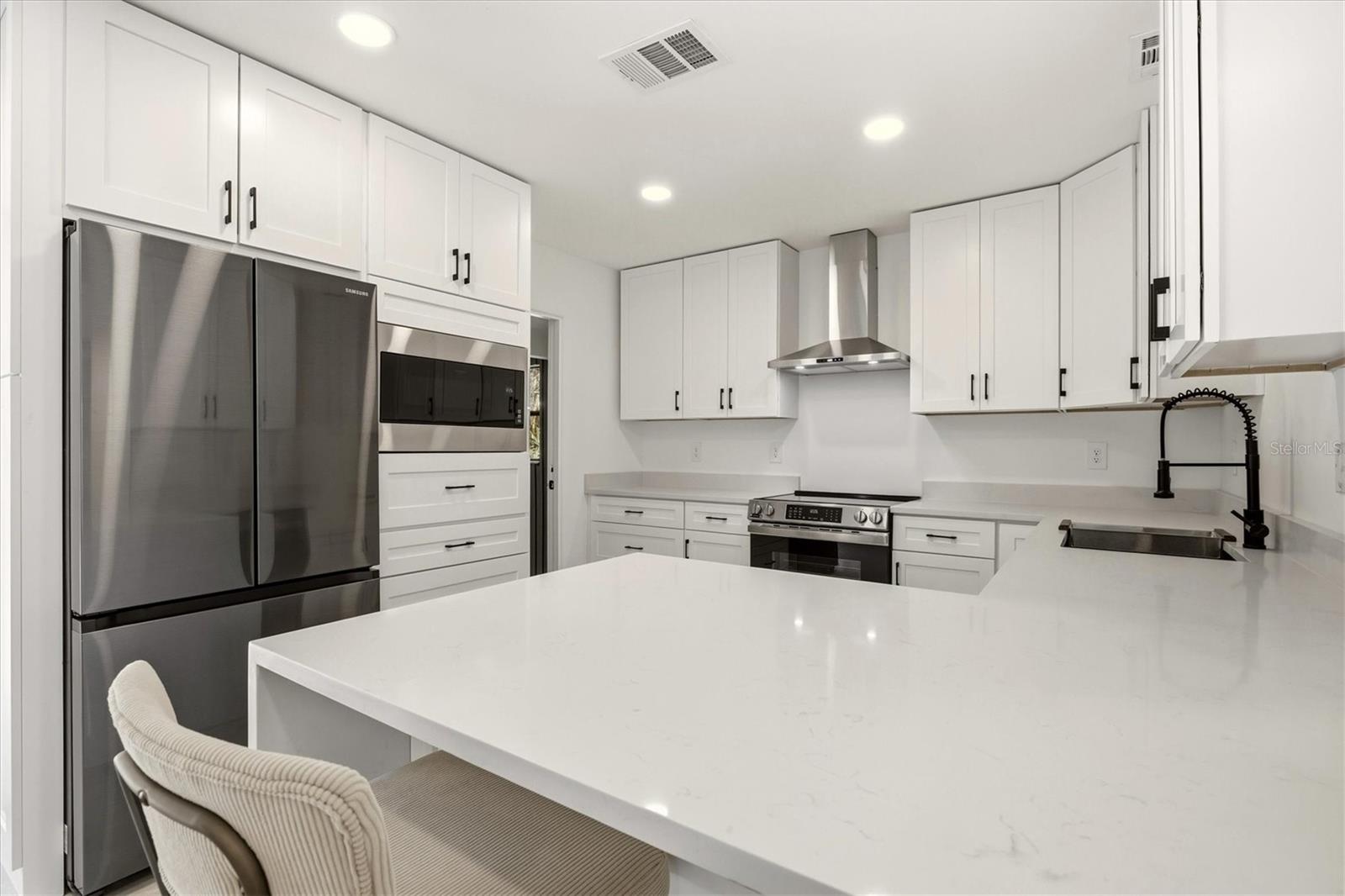 3663 EGERTON CIR, SARASOTA, FL, 34233