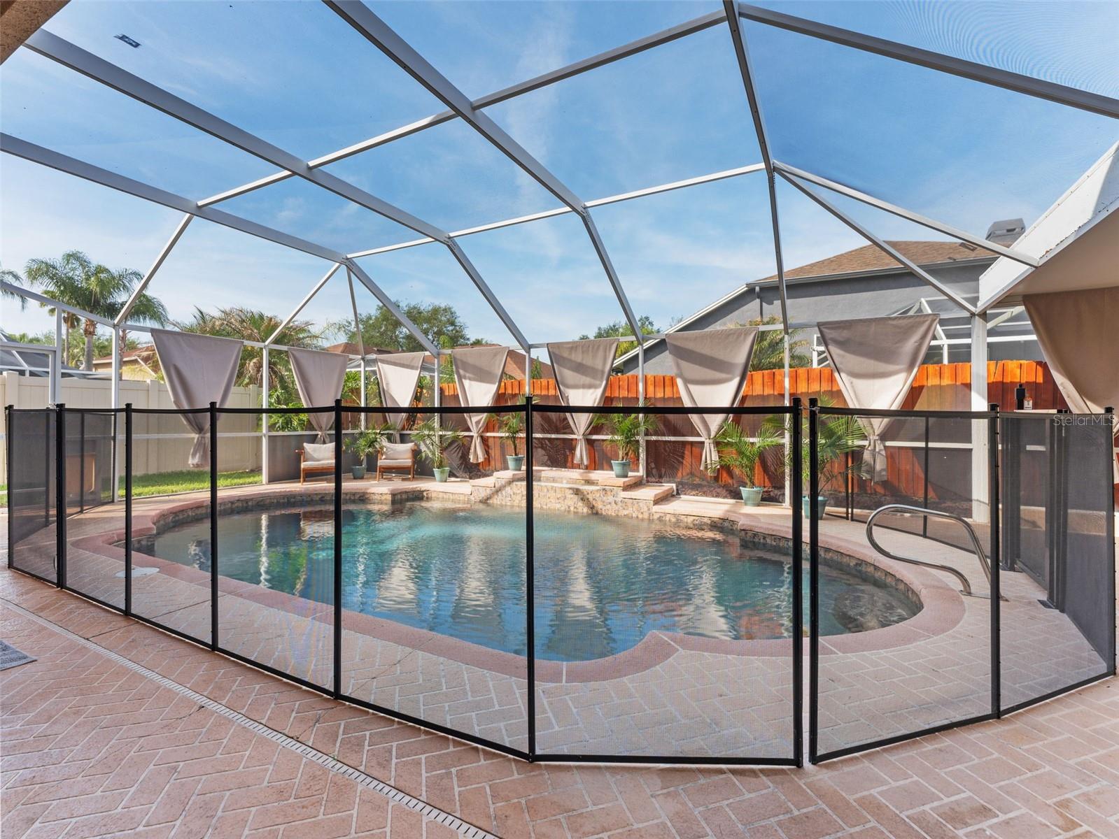 10017 OXFORD CHAPEL DR, TAMPA, FL, 33647