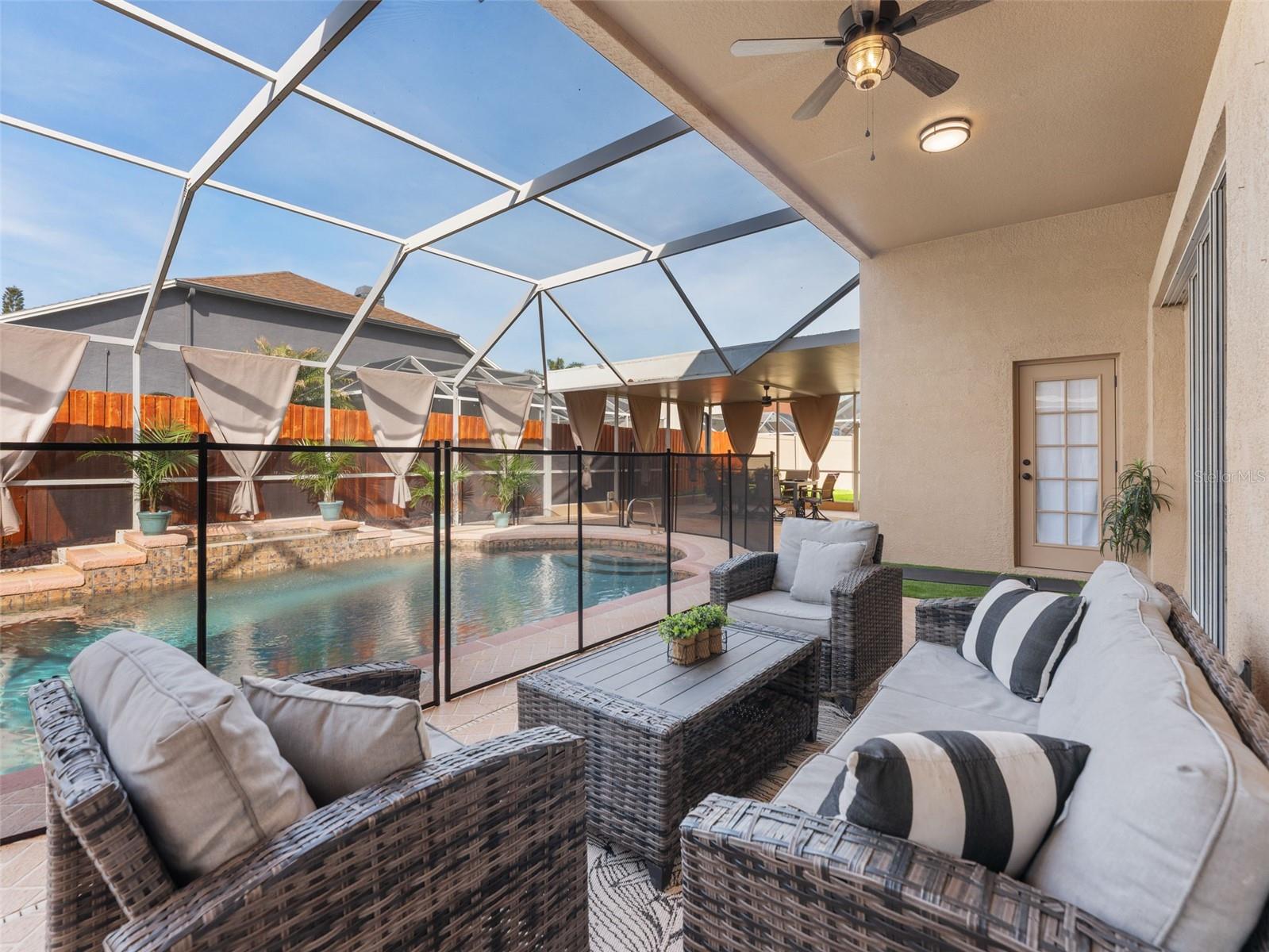 10017 OXFORD CHAPEL DR, TAMPA, FL, 33647