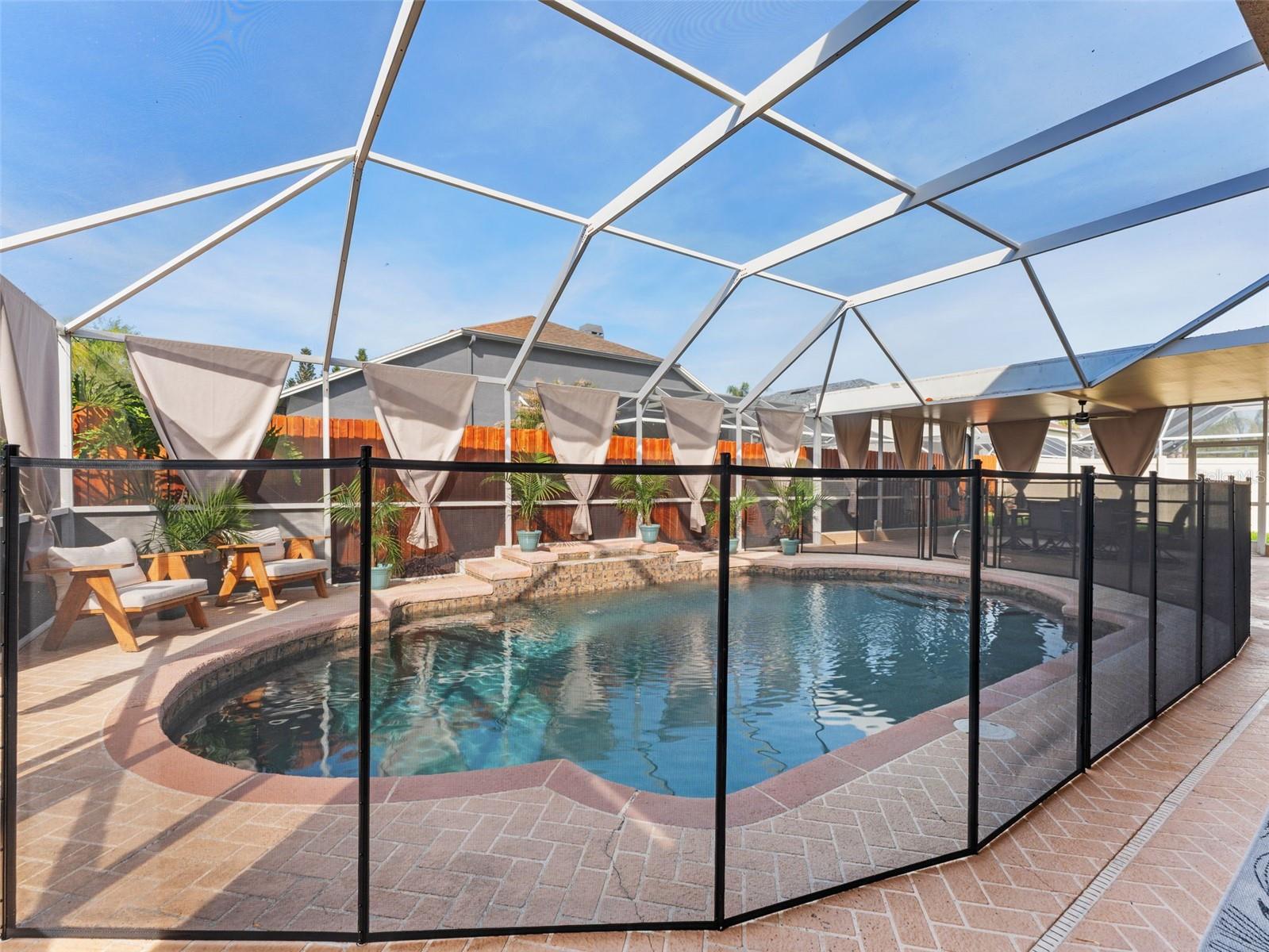 10017 OXFORD CHAPEL DR, TAMPA, FL, 33647