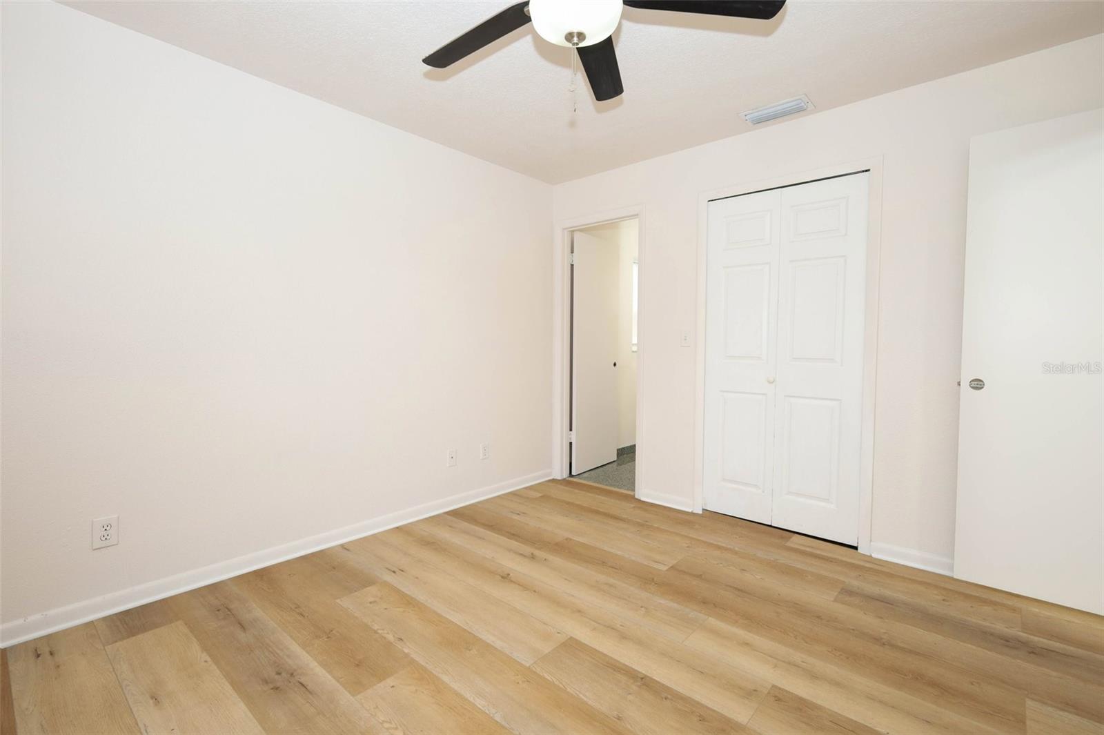 420 WHITEWING CIR, MINNEOLA, FL, 34715