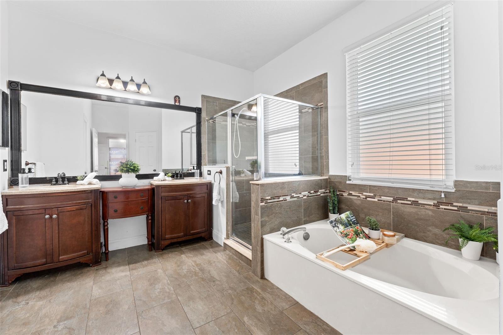1114 BALLYSHANNON PKWY, ORLANDO, FL, 32828