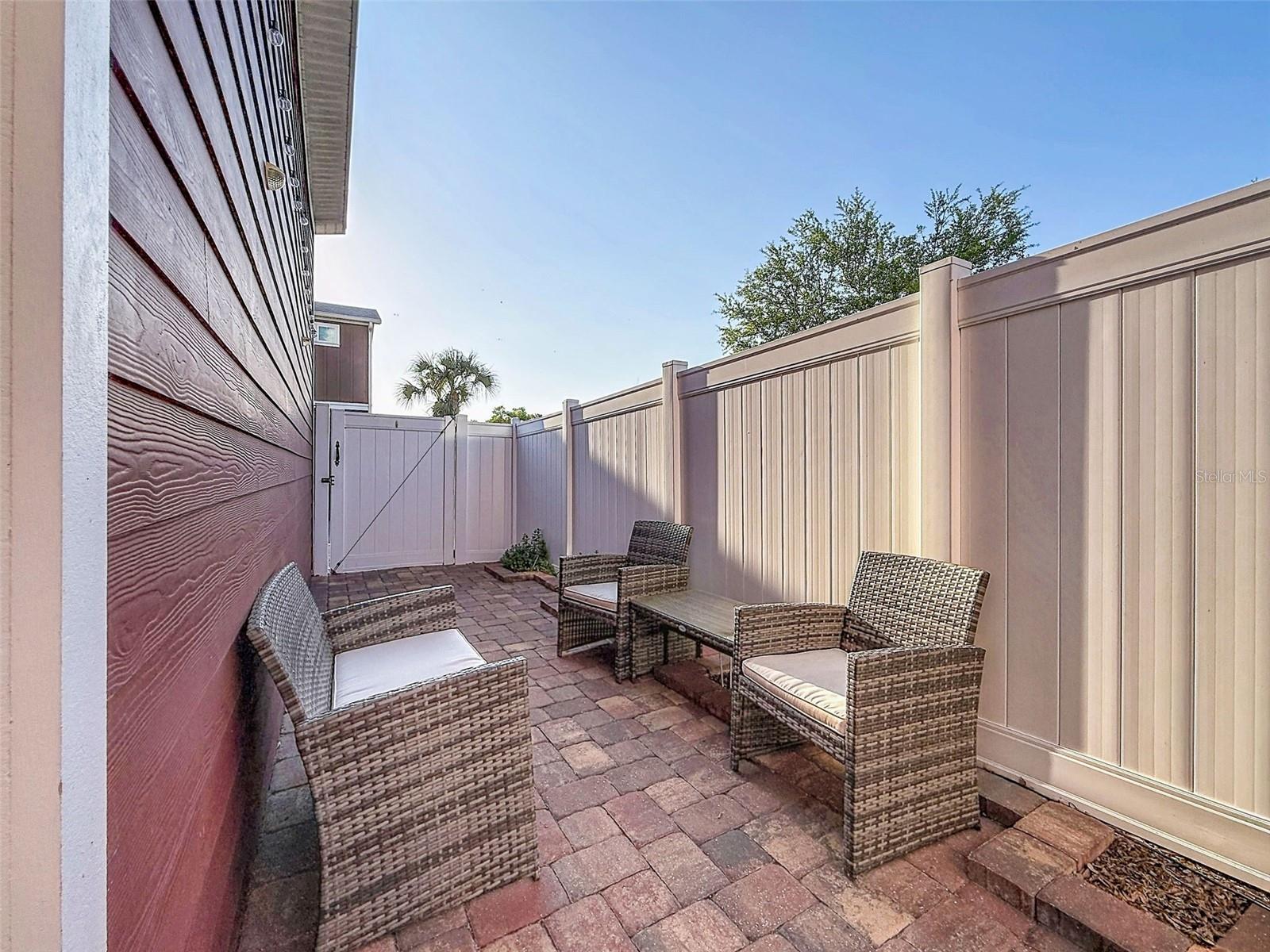 1132 MARTIN LUTHER KING JR AVE, DUNEDIN, FL, 34698