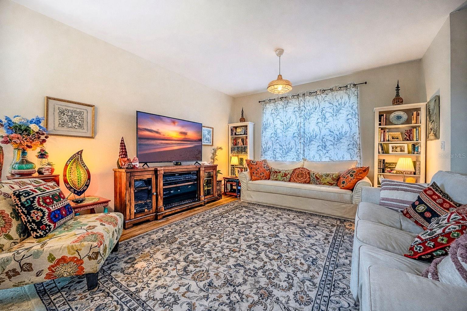 1132 MARTIN LUTHER KING JR AVE, DUNEDIN, FL, 34698