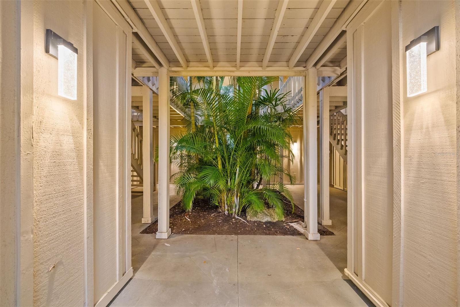 2224 BAHIA VISTA ST #E1, SARASOTA, FL, 34239