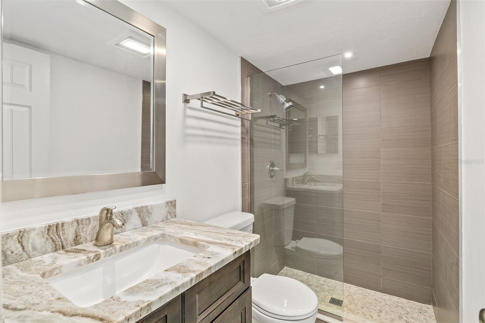 2224 BAHIA VISTA ST #E1, SARASOTA, FL, 34239