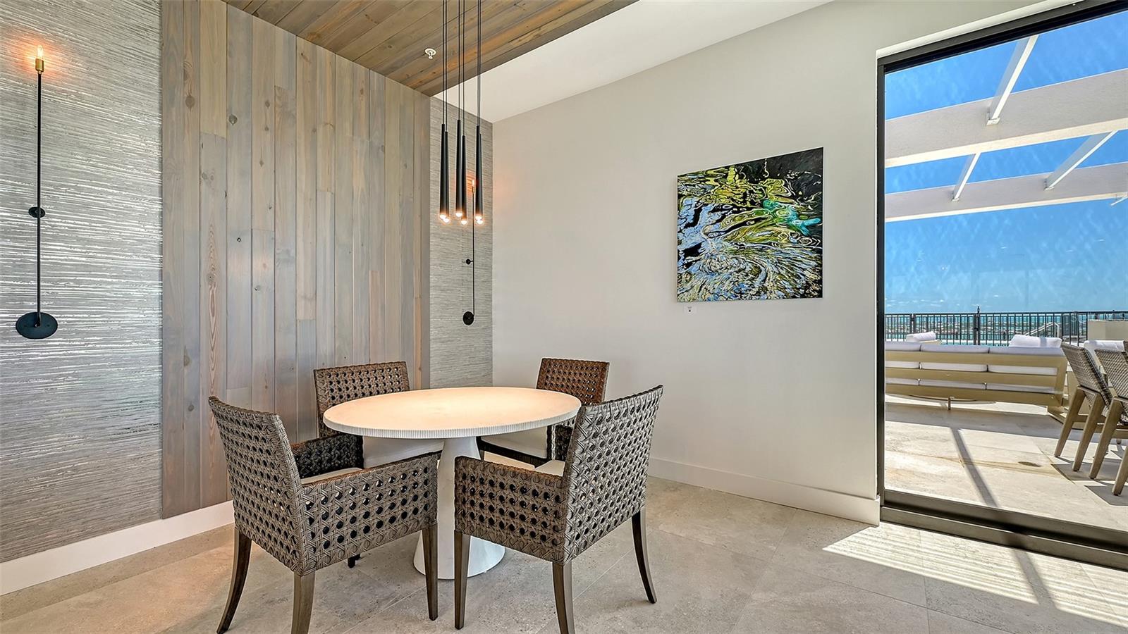 33 S PALM AVE #1303, SARASOTA, FL, 34236