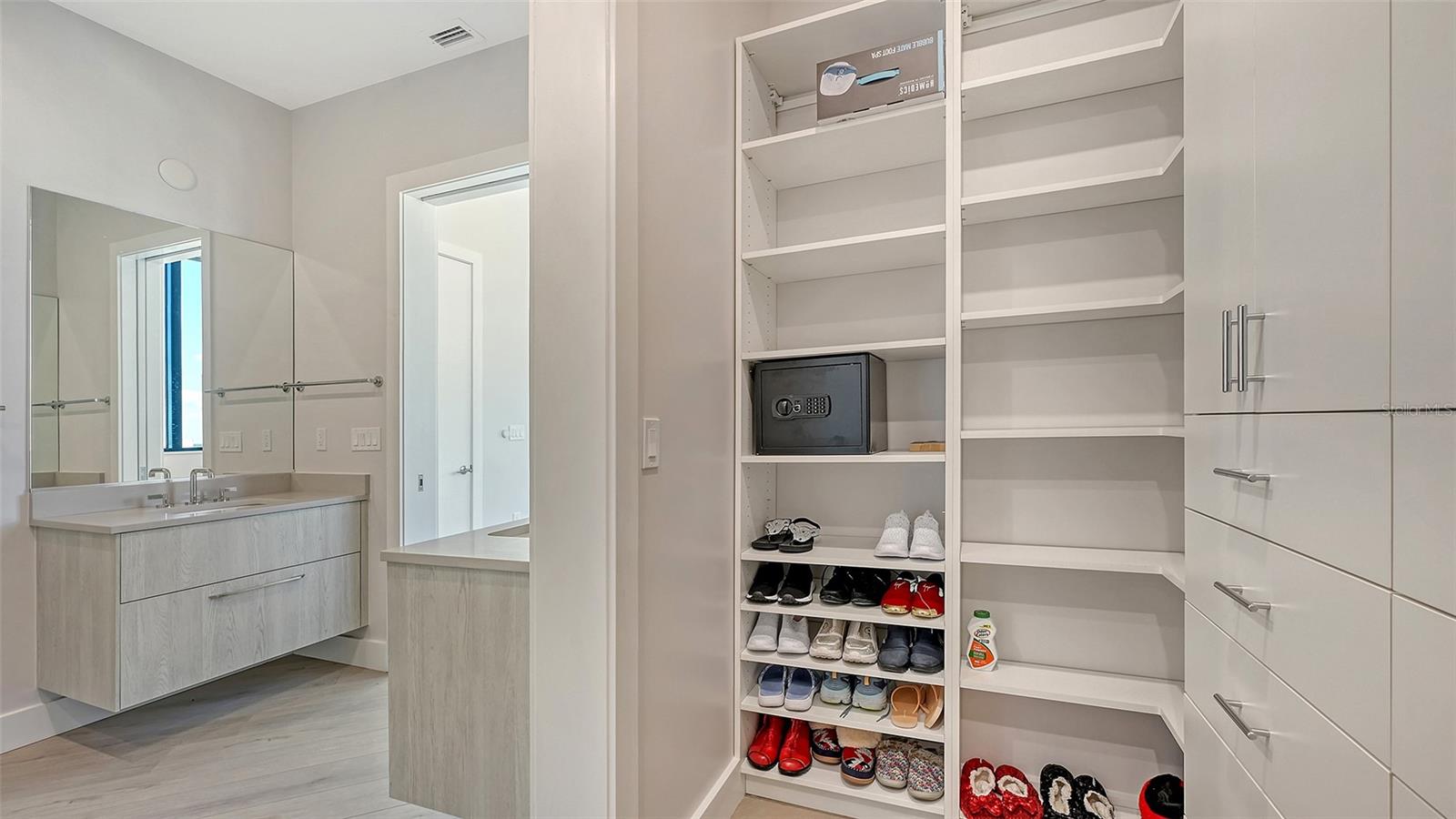 33 S PALM AVE #1303, SARASOTA, FL, 34236