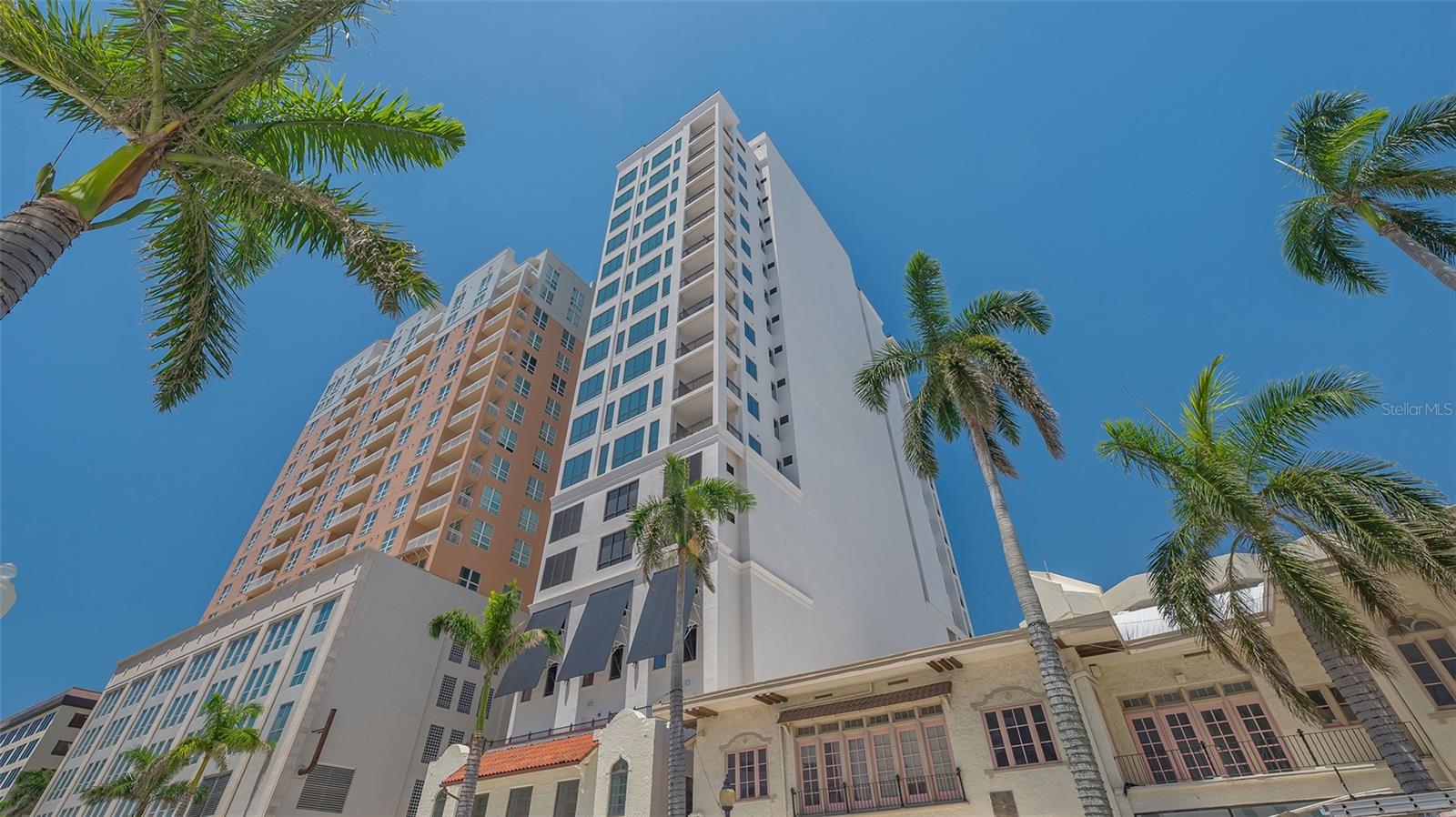 33 S PALM AVE #1303, SARASOTA, FL, 34236