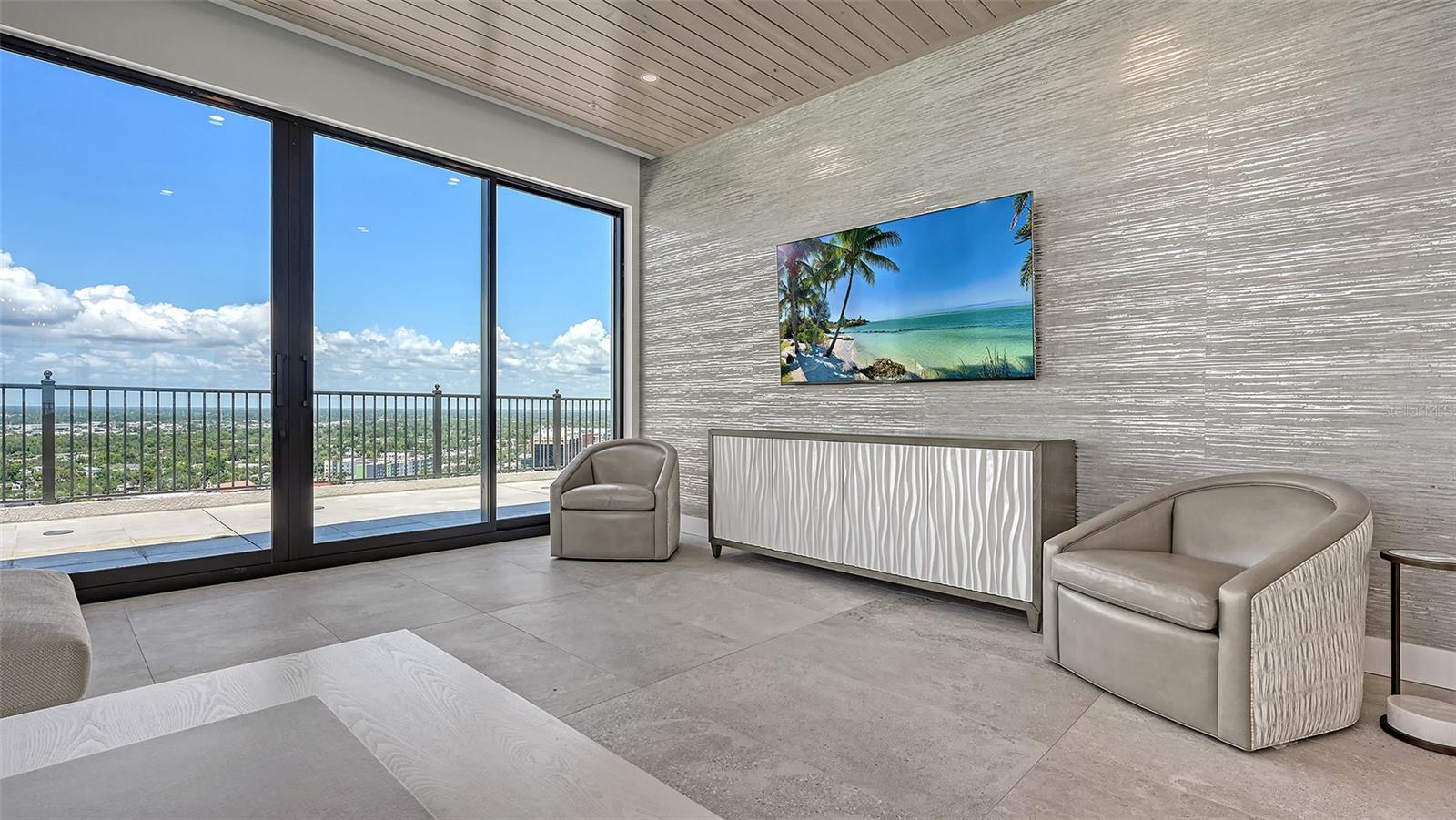 33 S PALM AVE #1303, SARASOTA, FL, 34236