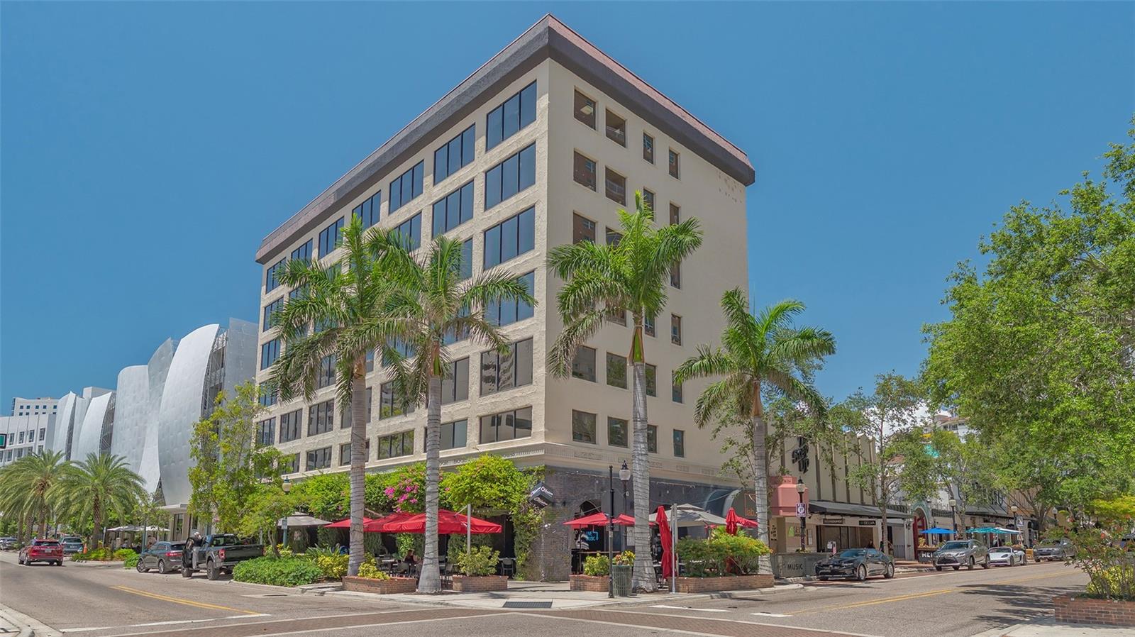 33 S PALM AVE #1303, SARASOTA, FL, 34236