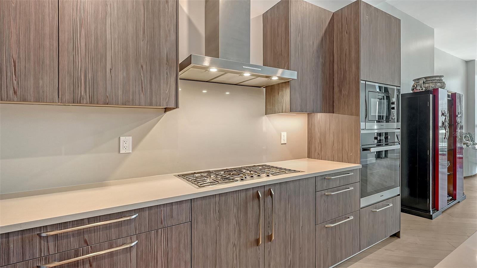 33 S PALM AVE #1303, SARASOTA, FL, 34236
