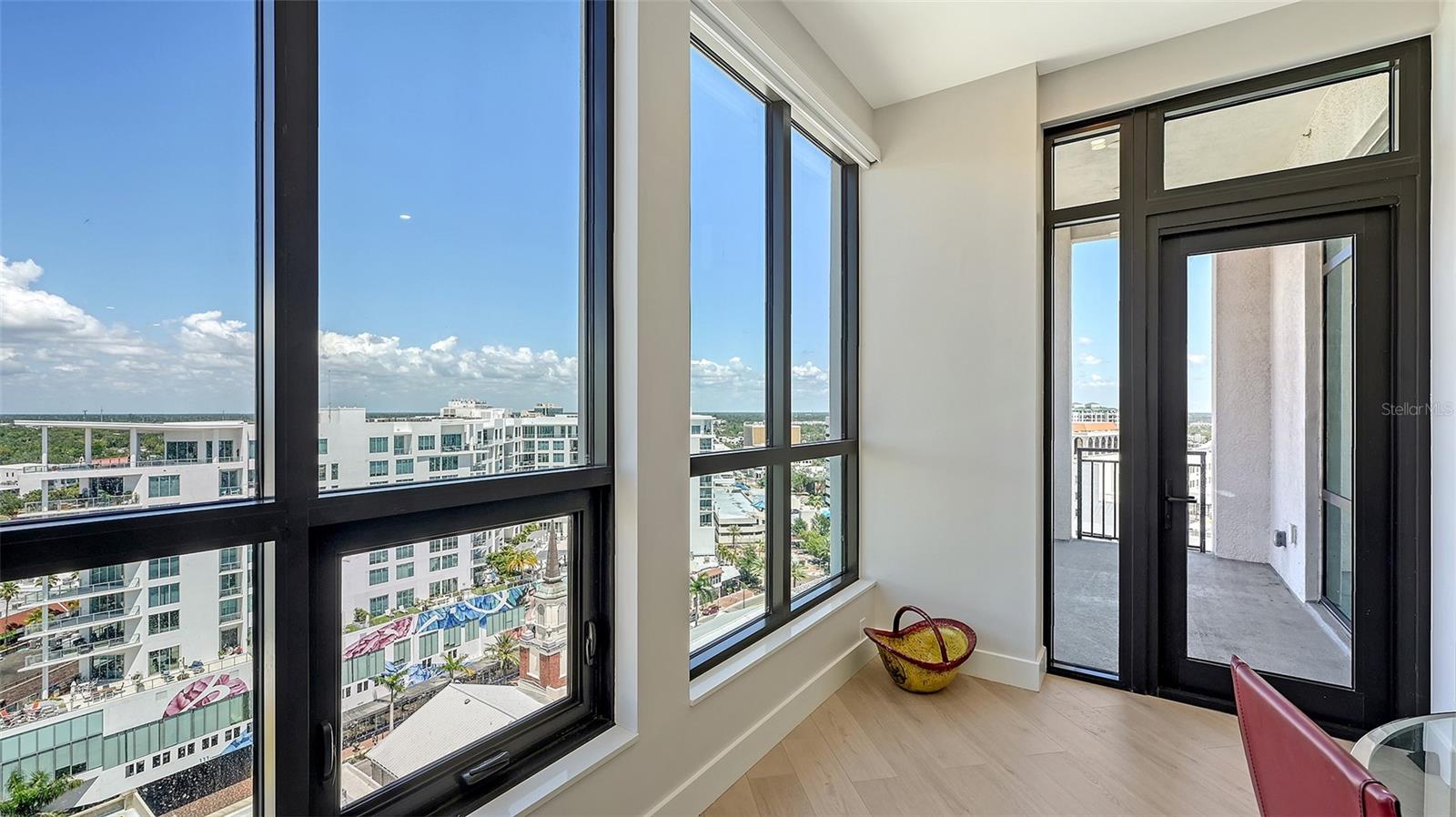33 S PALM AVE #1303, SARASOTA, FL, 34236