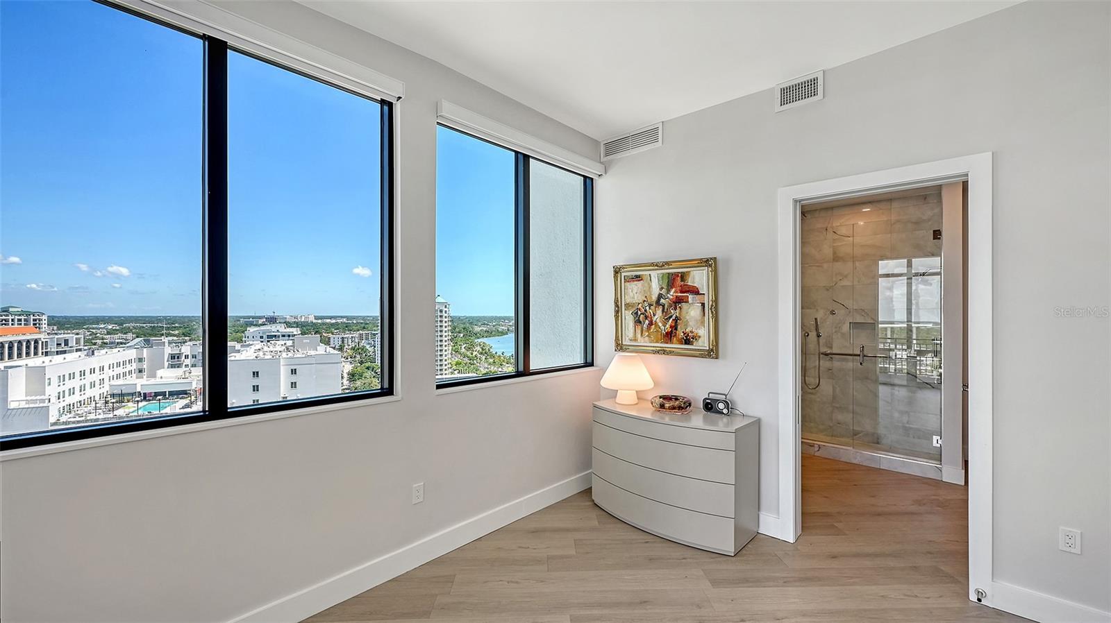 33 S PALM AVE #1303, SARASOTA, FL, 34236