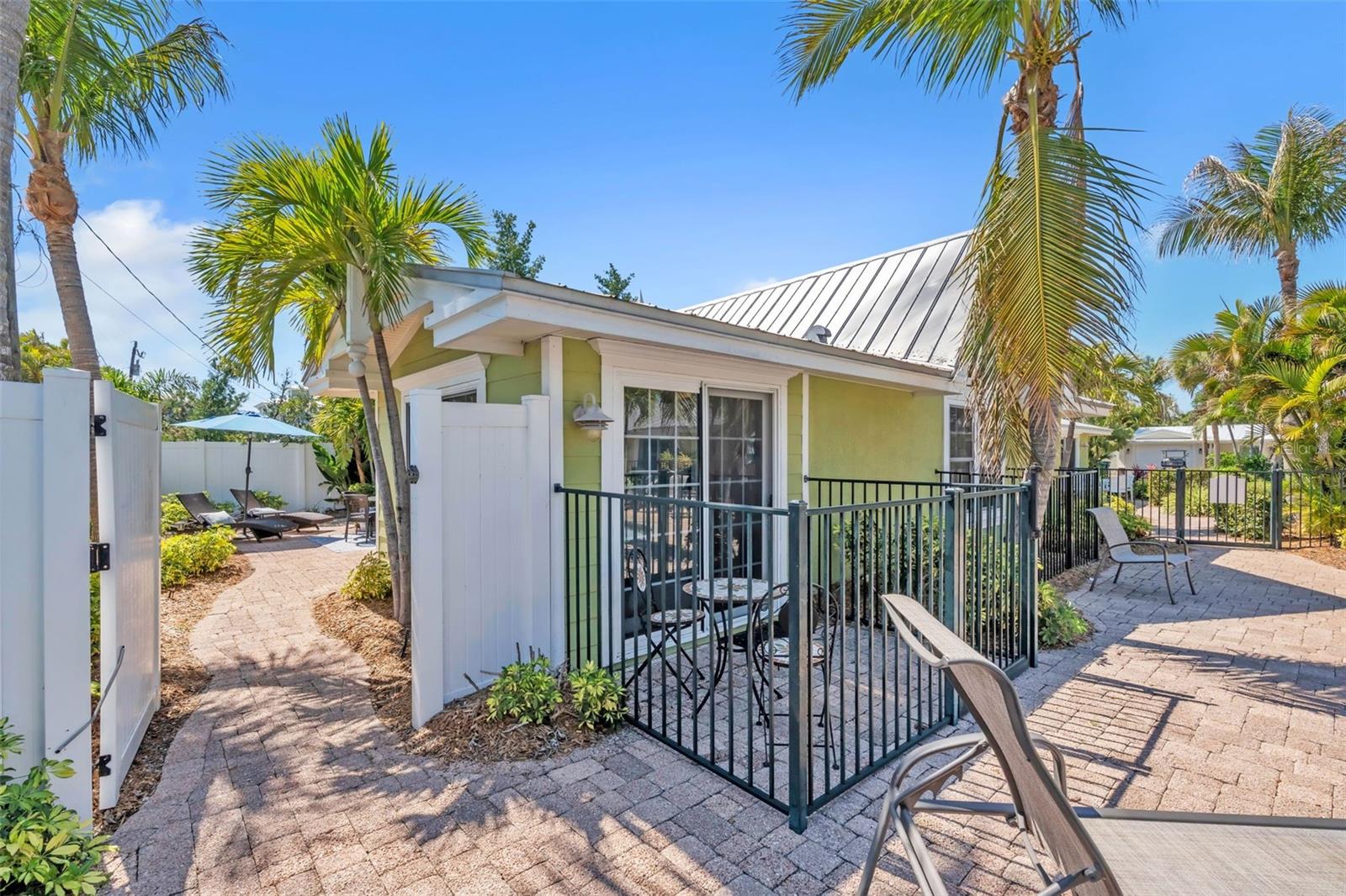 215 67TH ST #6, HOLMES BEACH, FL, 34217