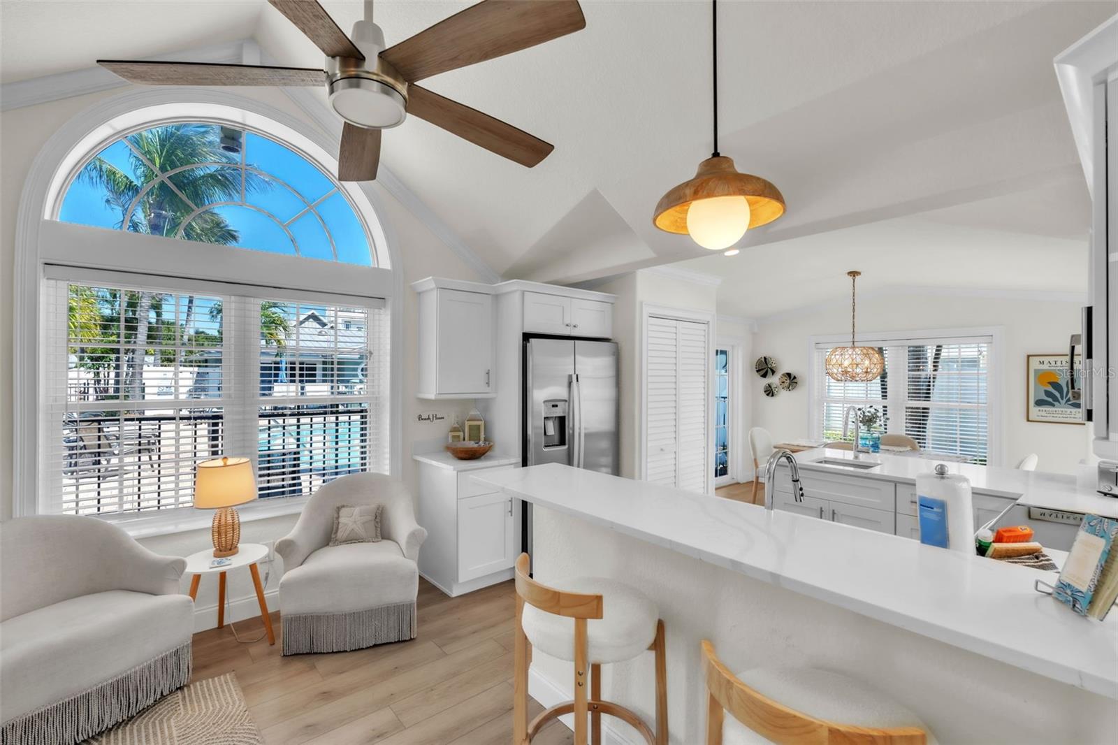 215 67TH ST #6, HOLMES BEACH, FL, 34217