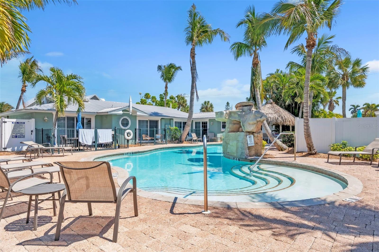 215 67TH ST #6, HOLMES BEACH, FL, 34217
