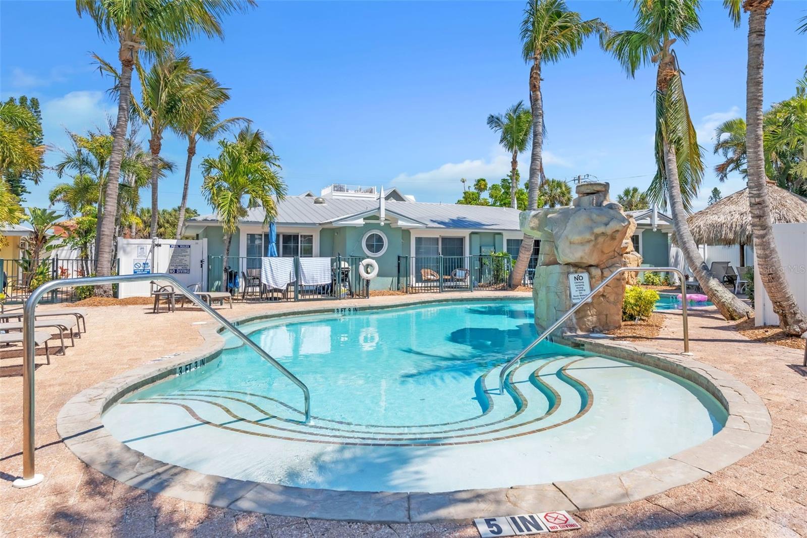 215 67TH ST #6, HOLMES BEACH, FL, 34217