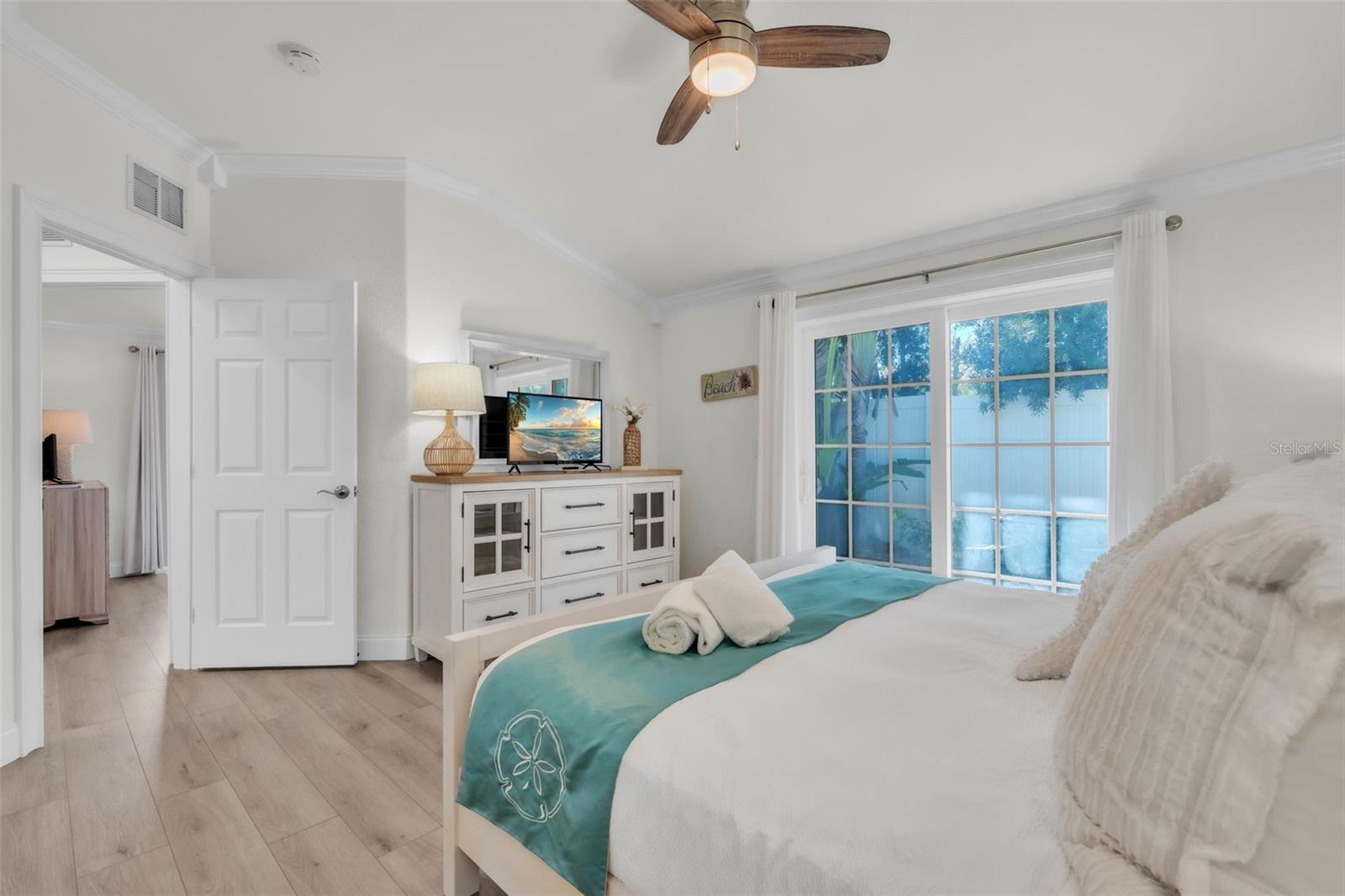 215 67TH ST #6, HOLMES BEACH, FL, 34217