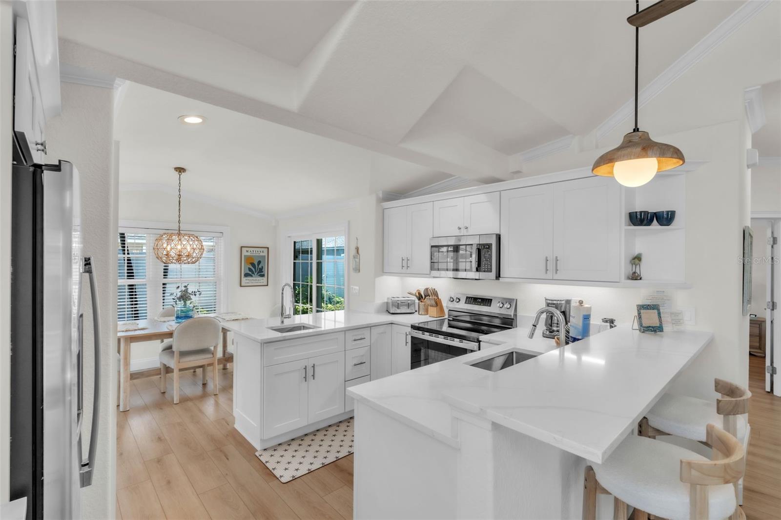 215 67TH ST #6, HOLMES BEACH, FL, 34217