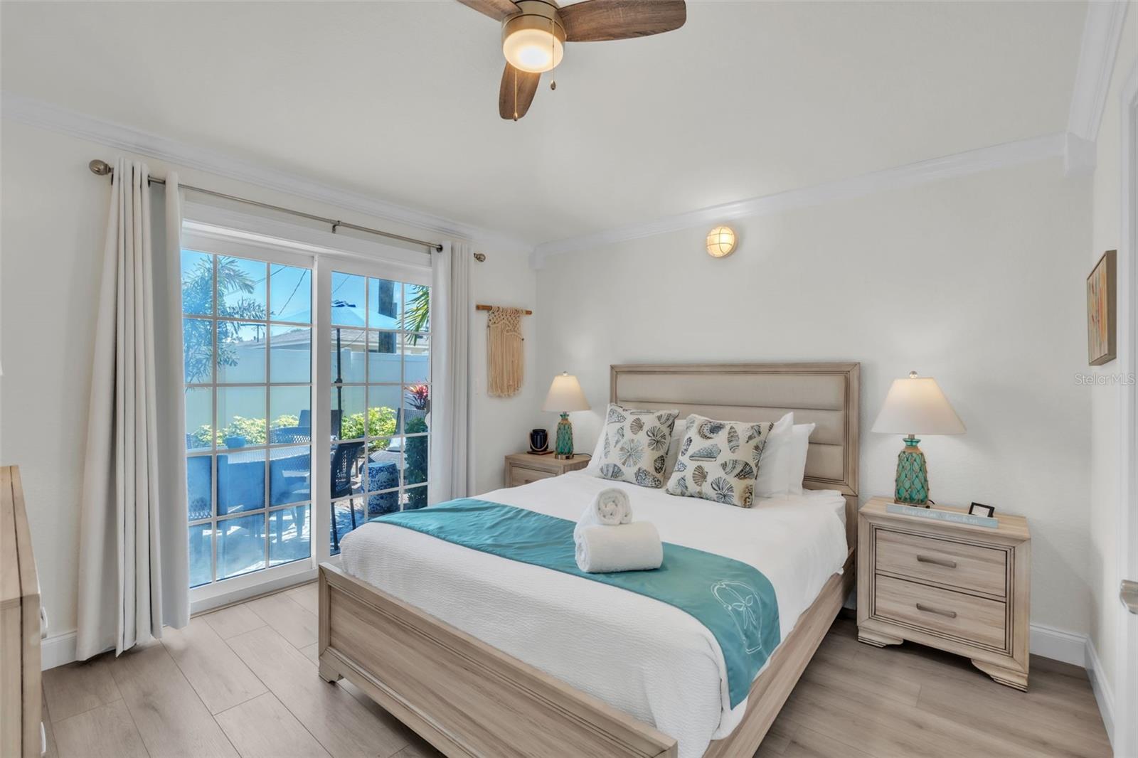 215 67TH ST #6, HOLMES BEACH, FL, 34217