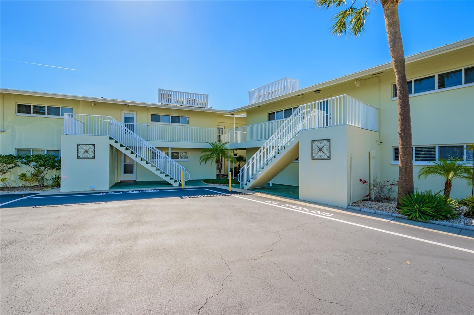 2566 GARY CIR #3, DUNEDIN, FL, 34698